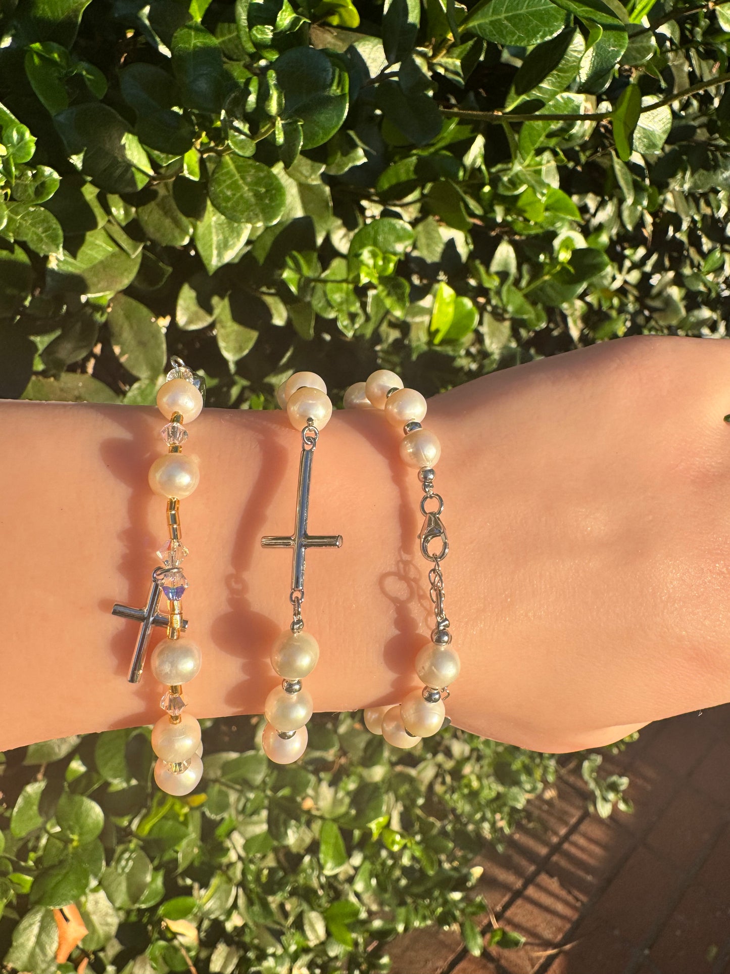 Pearl Cross Bracelet V130